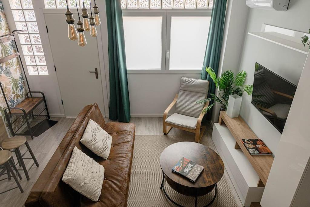 Cozy Duplex Apartment In Barrio De Salamanca - Heredia Madrid Bagian luar foto