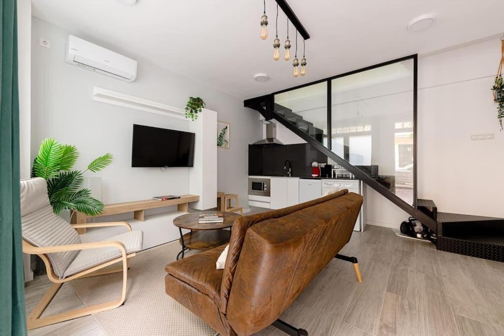 Cozy Duplex Apartment In Barrio De Salamanca - Heredia Madrid Bagian luar foto
