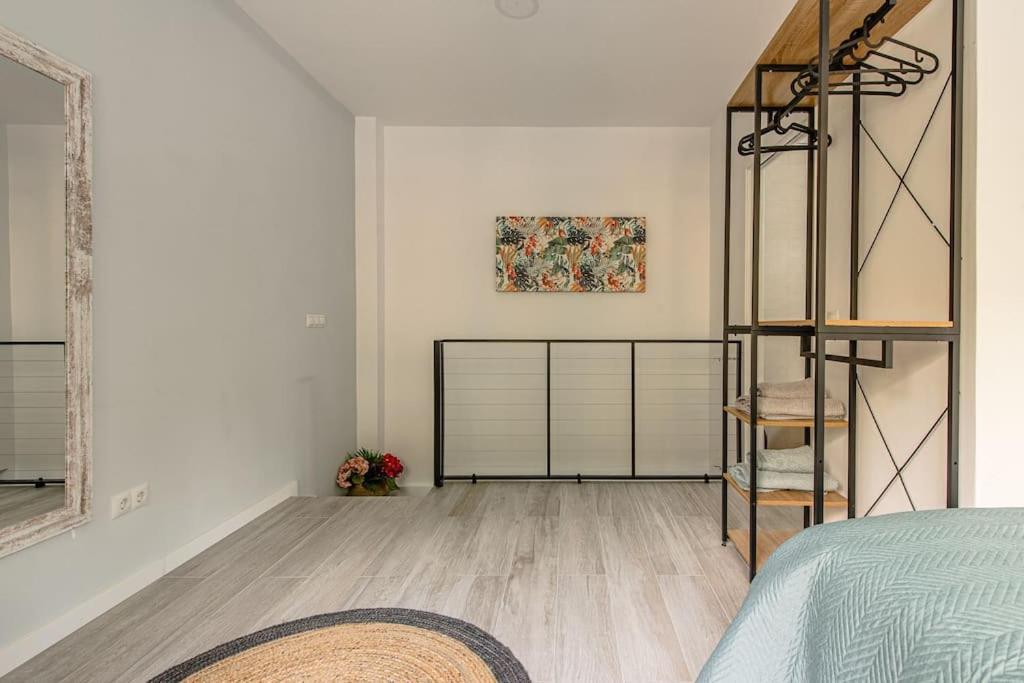 Cozy Duplex Apartment In Barrio De Salamanca - Heredia Madrid Bagian luar foto