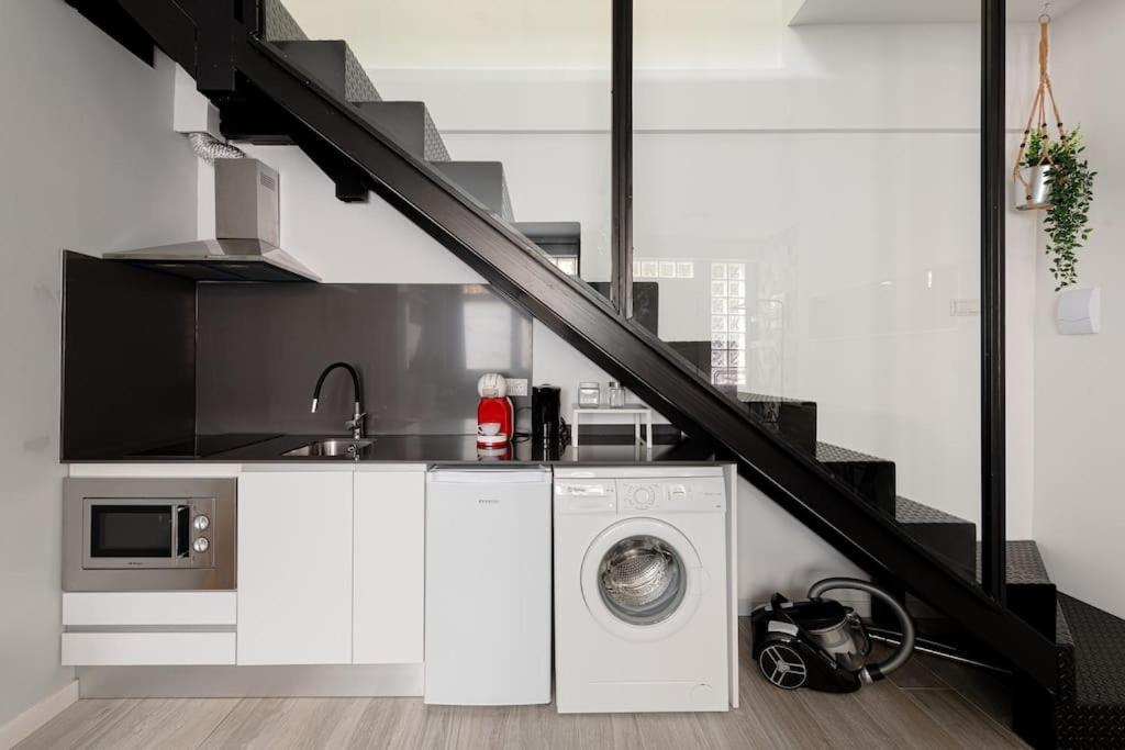 Cozy Duplex Apartment In Barrio De Salamanca - Heredia Madrid Bagian luar foto
