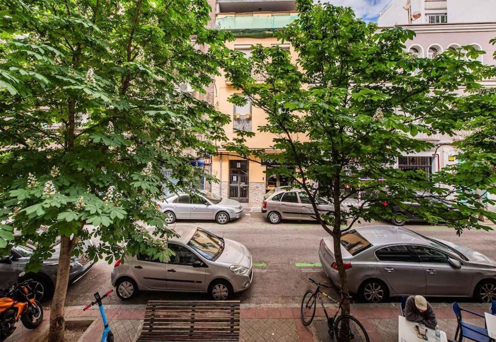 Cozy Duplex Apartment In Barrio De Salamanca - Heredia Madrid Bagian luar foto